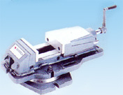 Hydraulic  machine  vise  